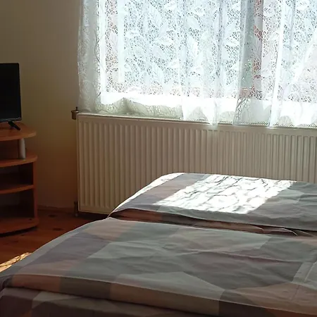 чери * Trjawna