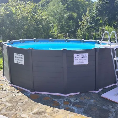 чери * Трявна